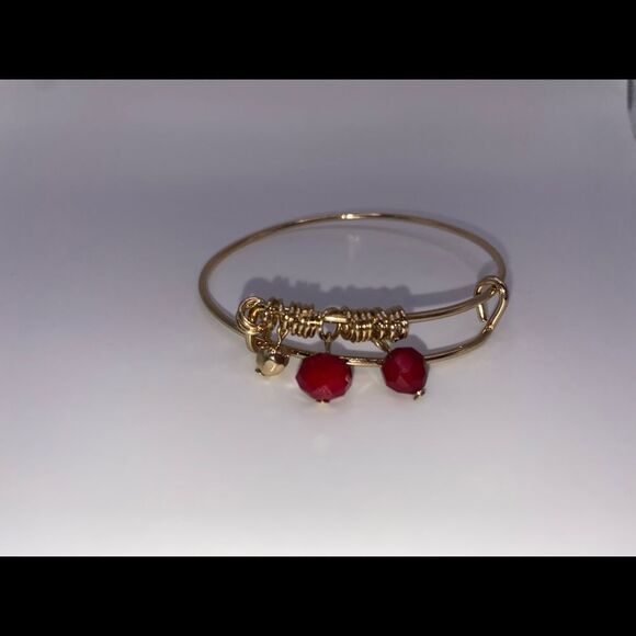 4/$20 Gold tone bangle with floating red beads - Picture 1 of 3